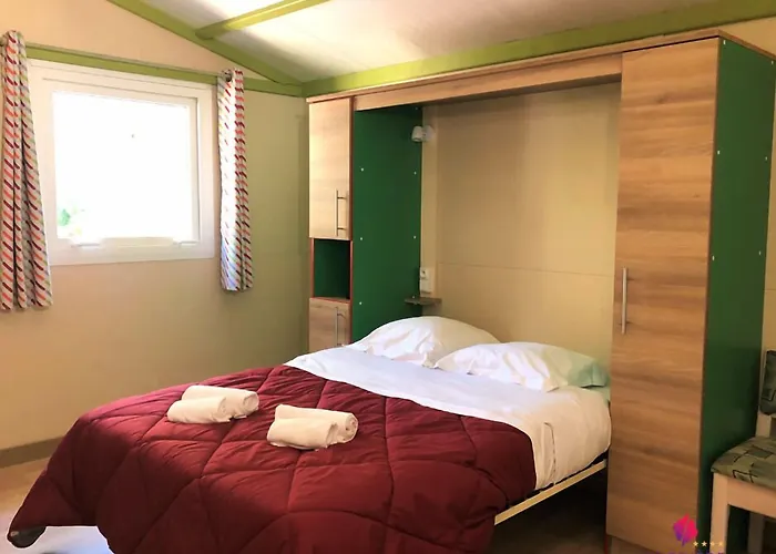 La Pinede Feriested Calvi (Corsica)