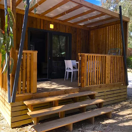 La Pinède 4*