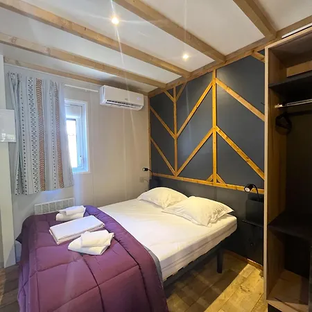 Resort La Pinede Calvi (Corsica)