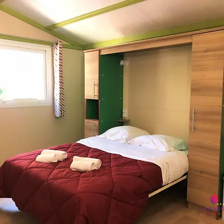 La Pinede Resort Calvi (Corsica)