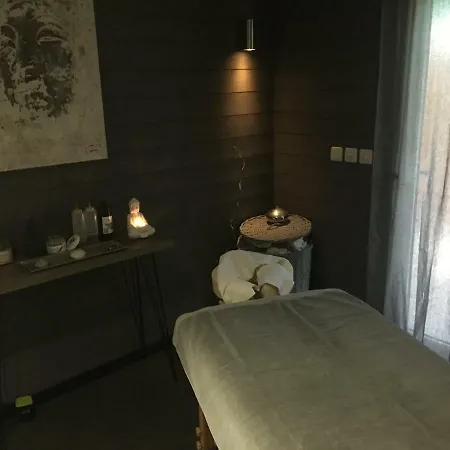 La Pinede 4* Calvi (Corsica)