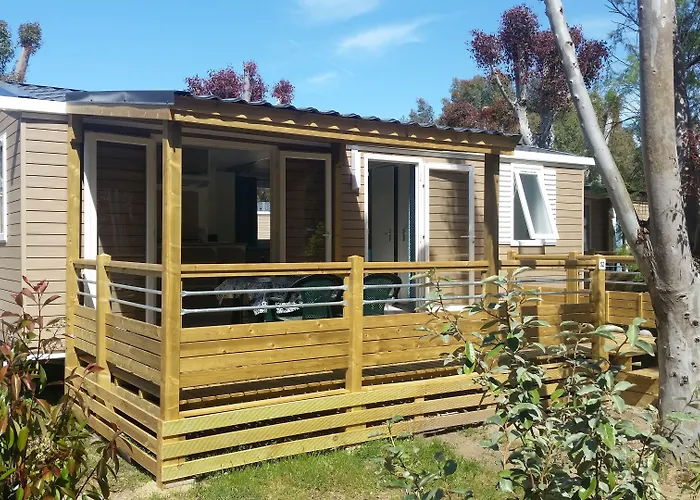 منتجع La Pinede